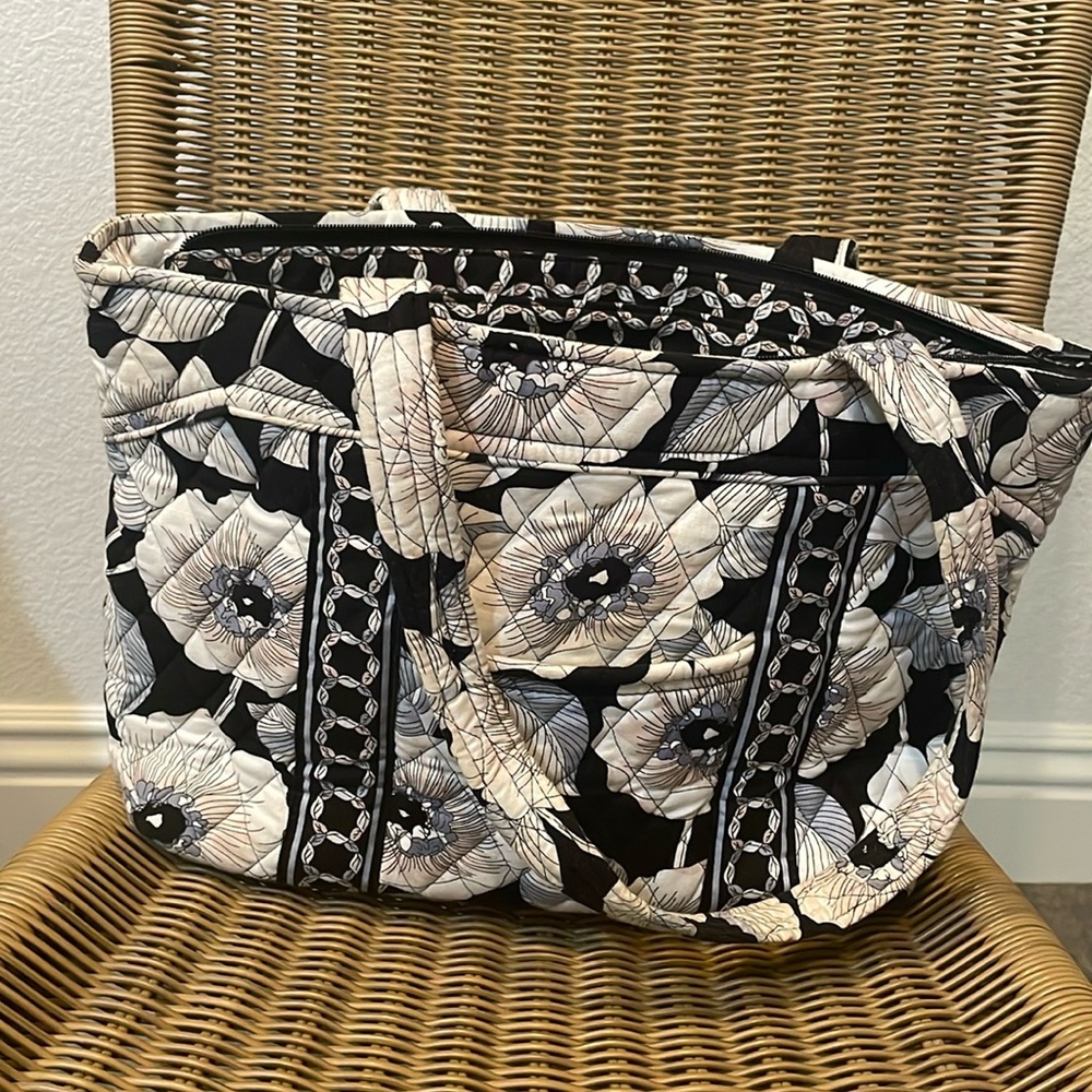 Vera Bradley Camellia tote